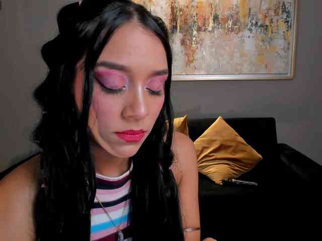 AmaliaCruss webcam
