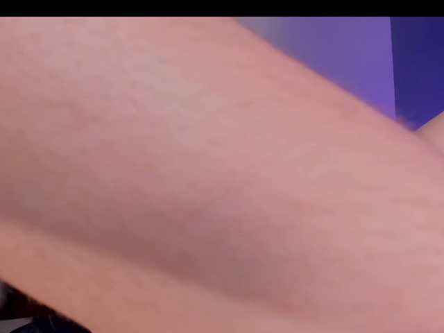 MaiaCollins1's BongaCams show and profile