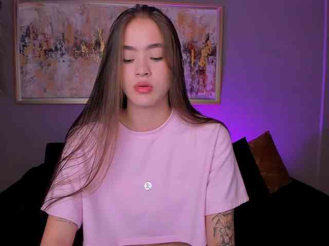 MaiaCollins1 webcam