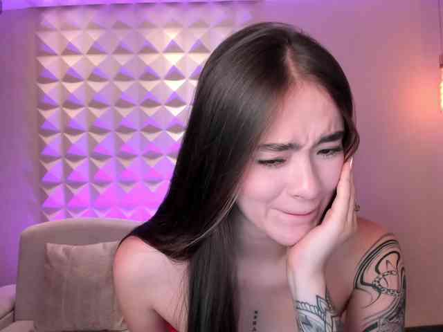 MaiaCollins1 webcam