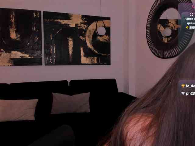 MaiaCollins1 webcam