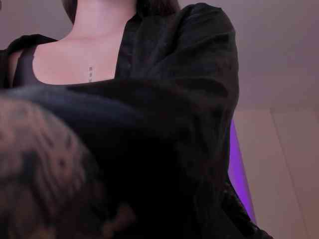 MaiaCollins1 webcam