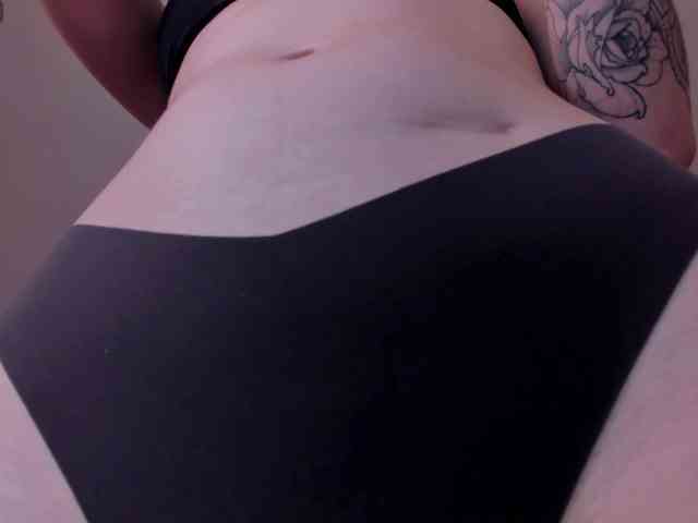 MaiaCollins1 webcam