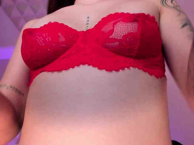 MaiaCollins1 webcam