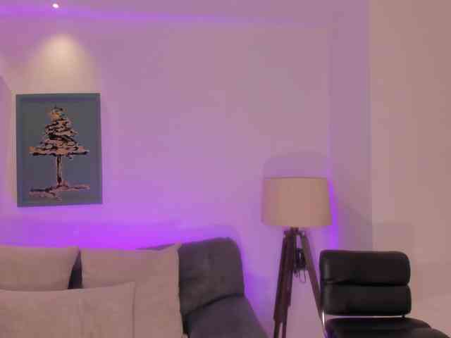 MaiaCollins1 webcam
