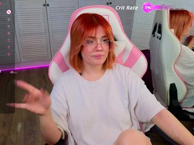 RedVelveten live cam on BongaCams