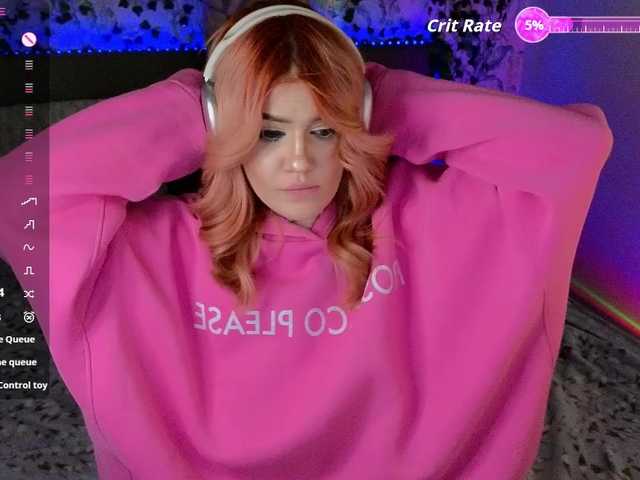 RedVelveten's BongaCams show and profile