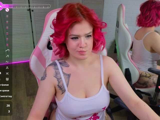 RedVelveten live cam on BongaCams