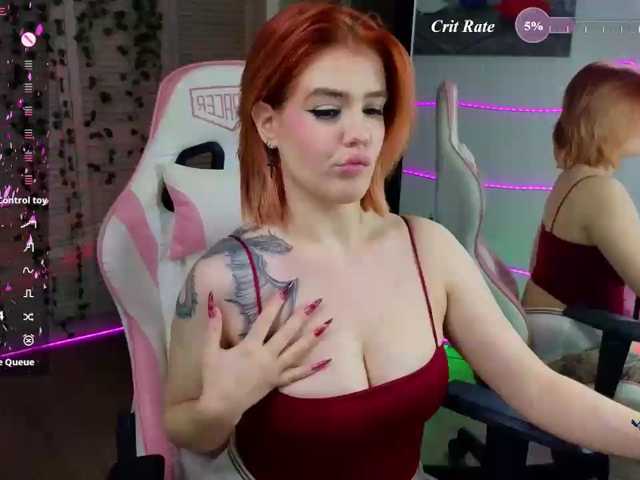 RedVelveten live cam on BongaCams