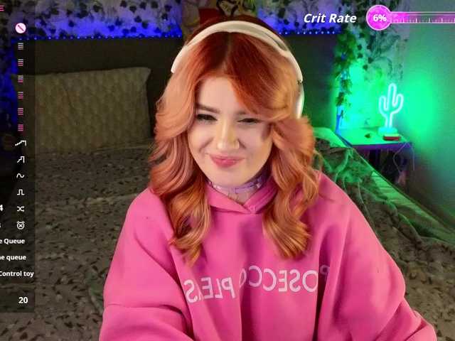 RedVelveten's BongaCams show and profile