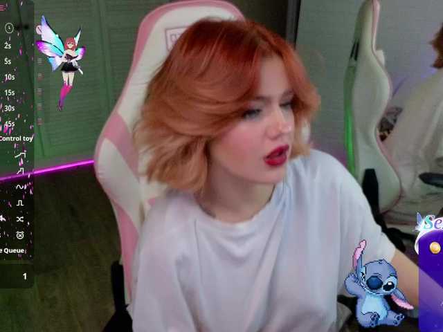 RedVelveten live cam on BongaCams