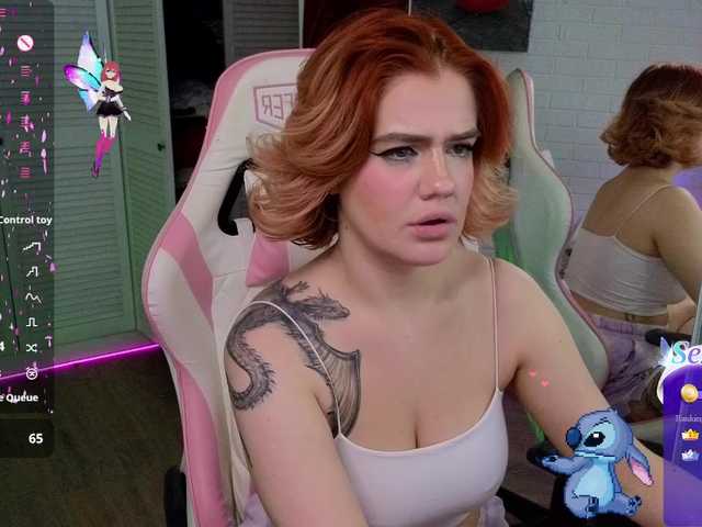 RedVelveten live cam on BongaCams