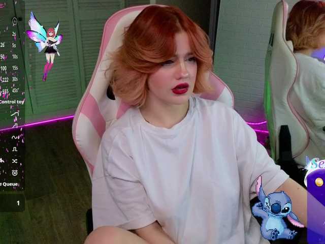 RedVelveten live cam on BongaCams