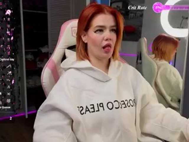 RedVelveten live cam on BongaCams
