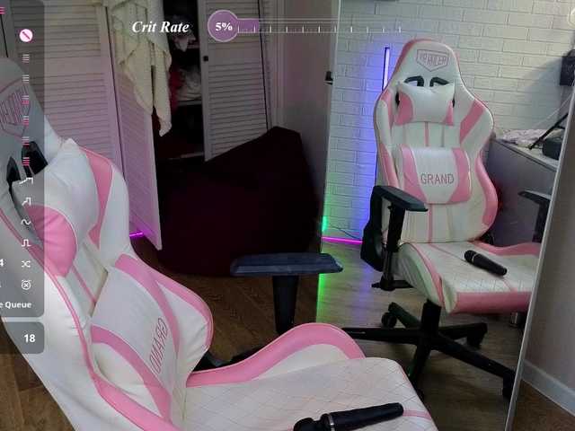 RedVelveten live cam on BongaCams