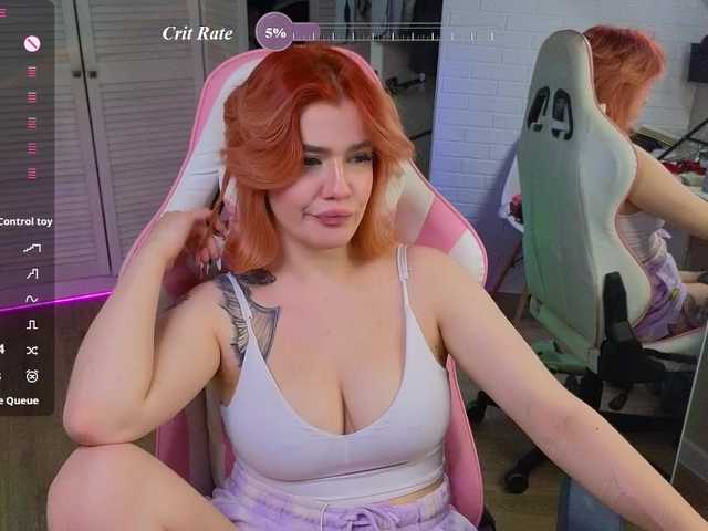RedVelveten live cam on BongaCams