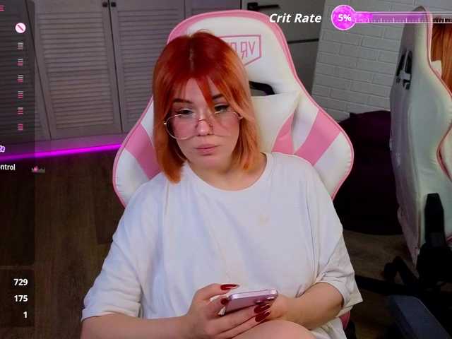 RedVelveten live cam on BongaCams