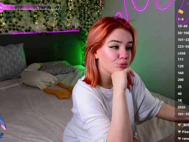 RedVelveten webcam