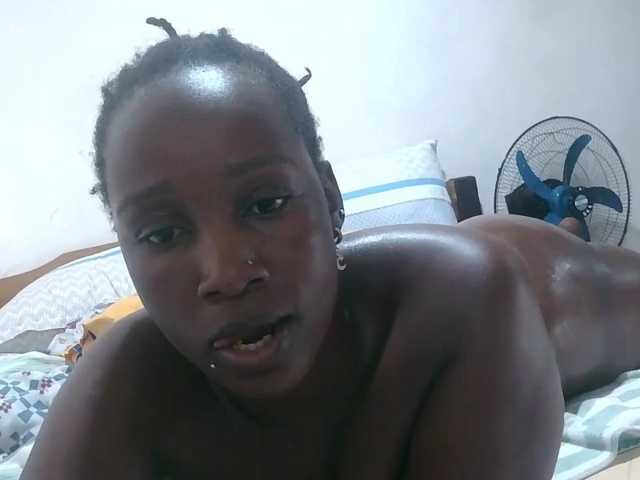 loreen, live now on BongaCams