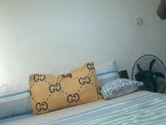 loreen live cam on BongaCams