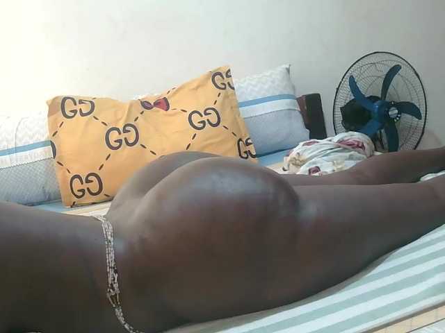 loreen live cam on BongaCams