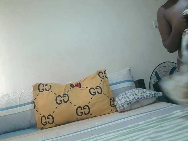 loreen live cam on BongaCams