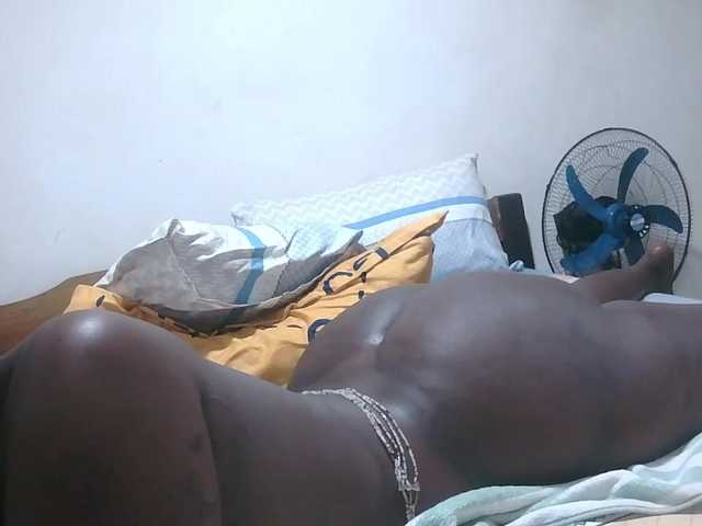 loreen live cam on BongaCams