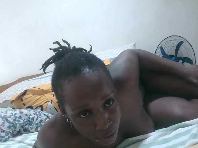 loreen live cam on BongaCams