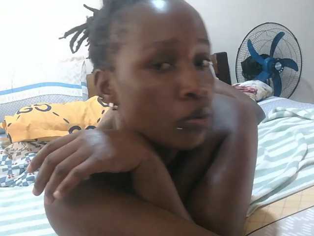 loreen, live now on BongaCams