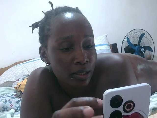 loreen live cam on BongaCams