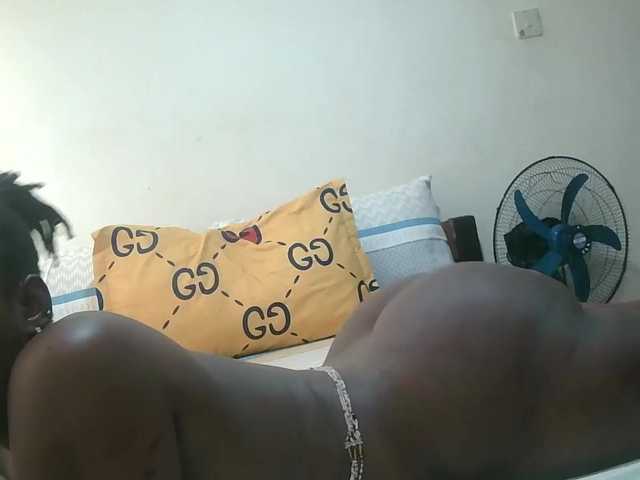 loreen live cam on BongaCams