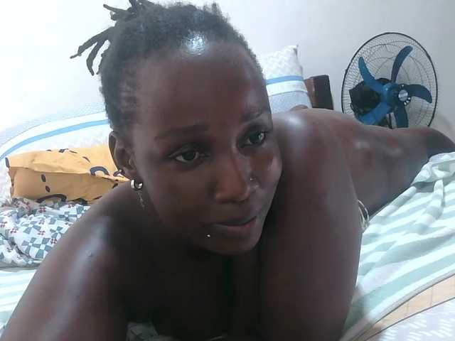 loreen live cam on BongaCams