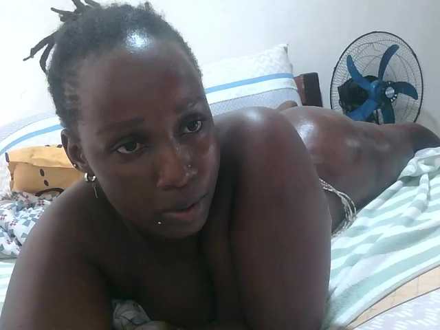 loreen live cam on BongaCams