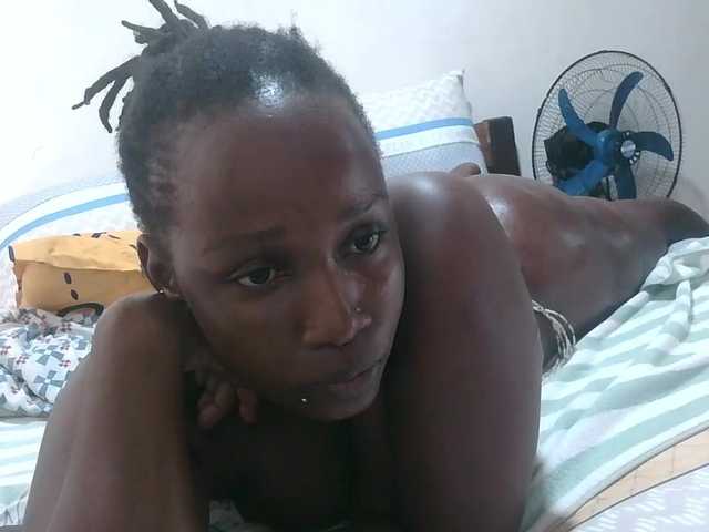 loreen live cam on BongaCams