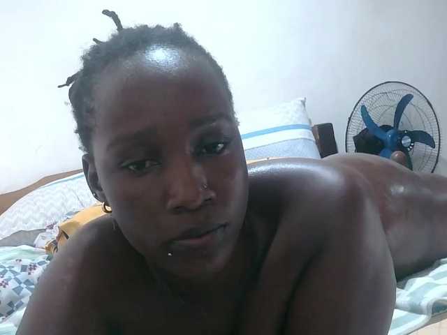 loreen live cam on BongaCams