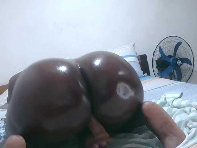 loreen live cam on BongaCams