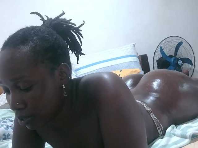 loreen live cam on BongaCams