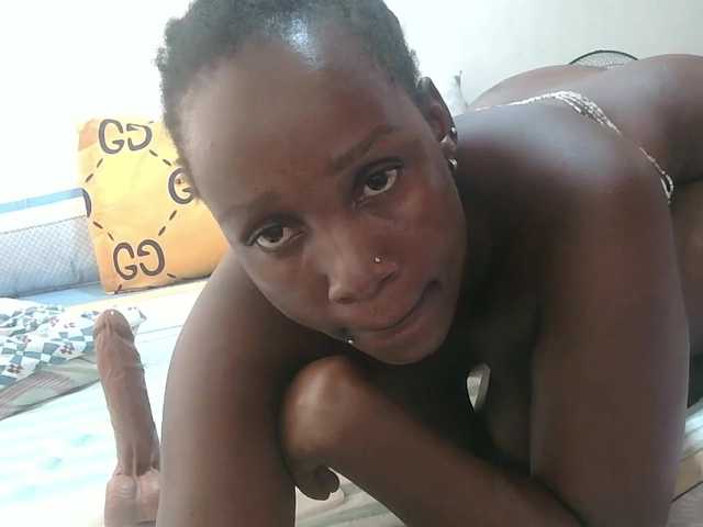 loreen live cam on BongaCams