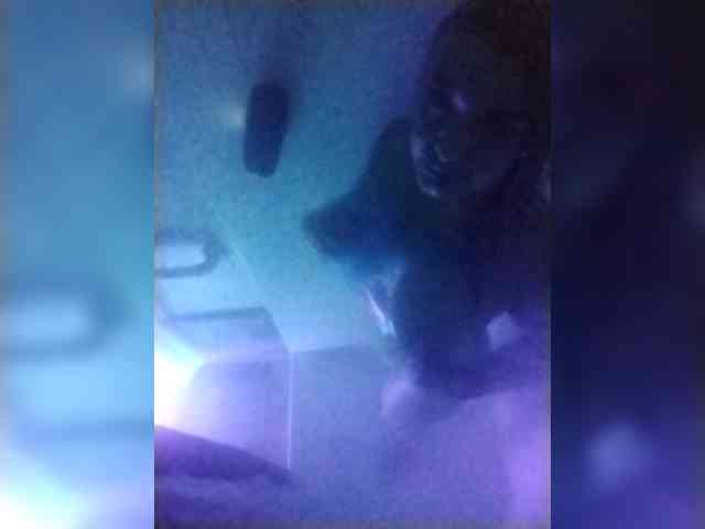 NeonMuze webcam