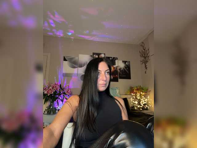 IrinkaGata live cam on BongaCams
