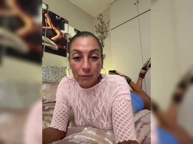 IrinkaGata live cam preview