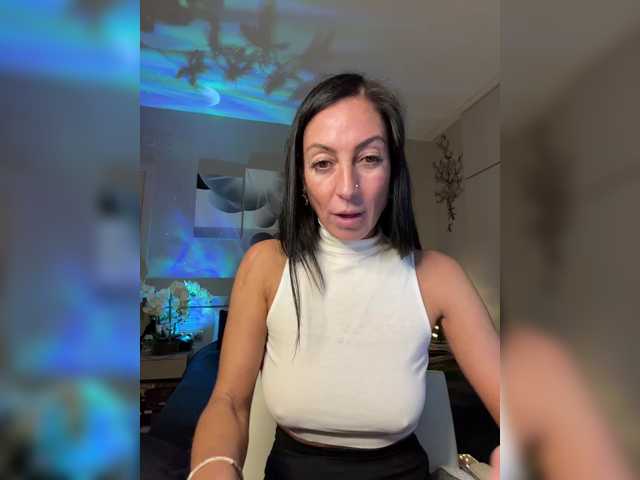 IrinkaGata, live now on BongaCams