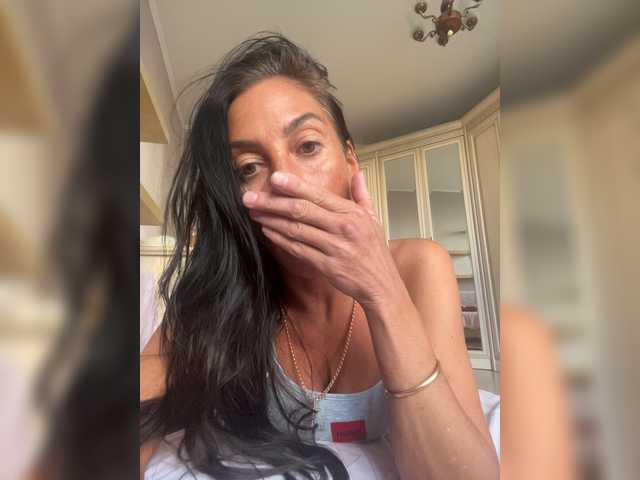 IrinkaGata live cam on BongaCams