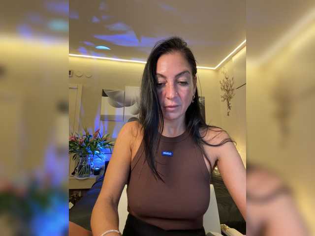 IrinkaGata live cam on BongaCams
