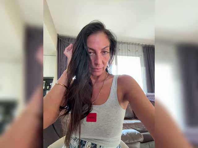 IrinkaGata Live Cam on BongaCams