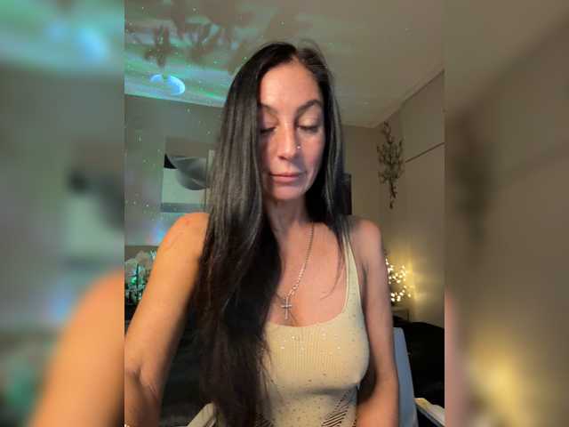 IrinkaGata live cam on BongaCams