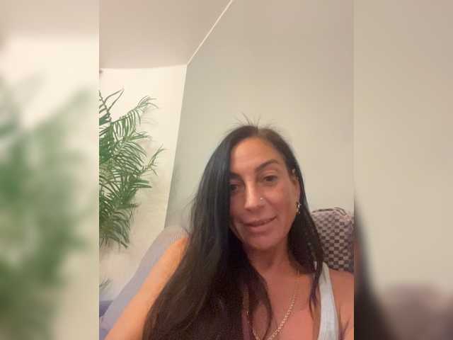 IrinkaGata live cam on BongaCams