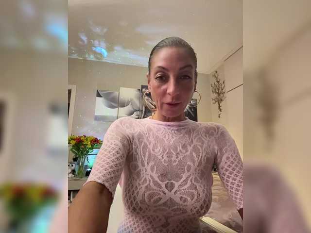 IrinkaGata live cam on BongaCams