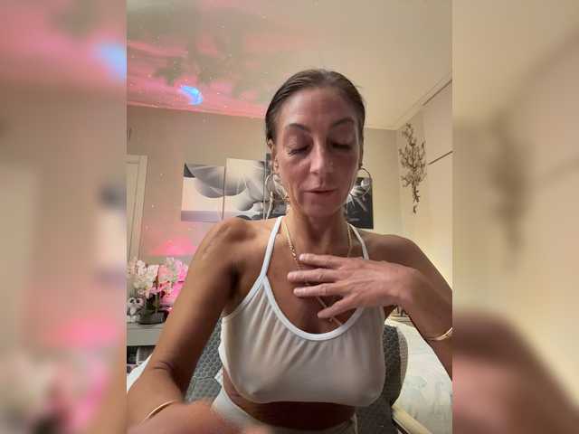 IrinkaGata live cam