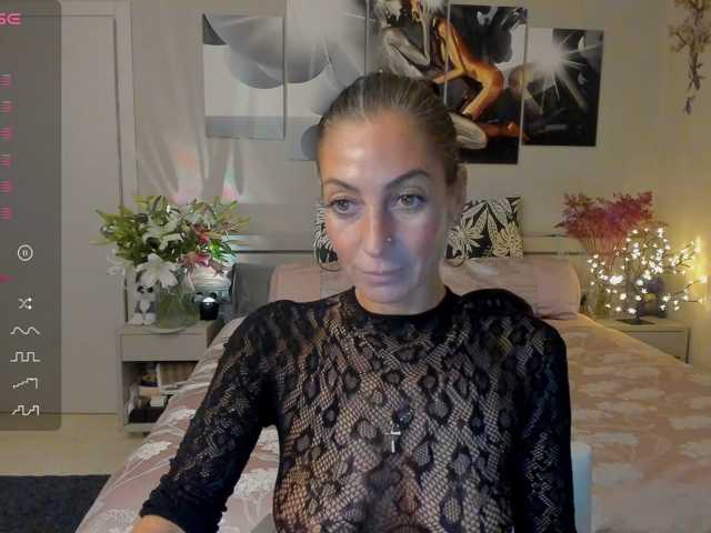 IrinkaGata live cam on BongaCams